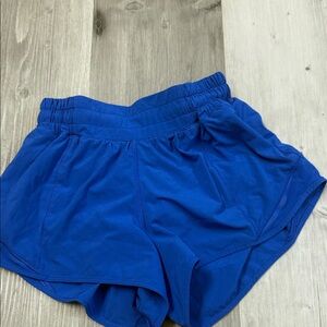 Lululemon Hottie Hots 2.5 inch